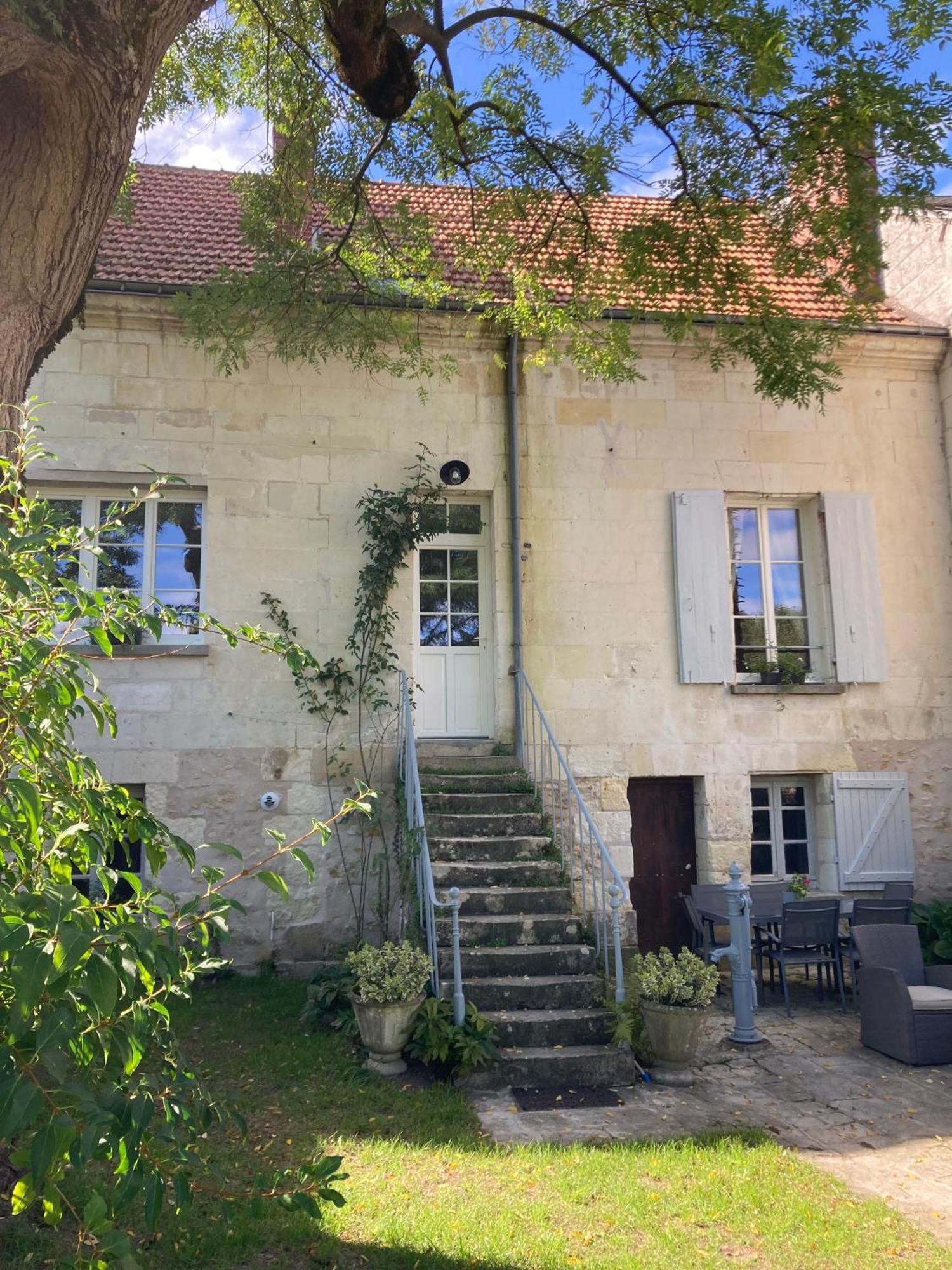 Gite Saint Joseph Loches Exterior photo